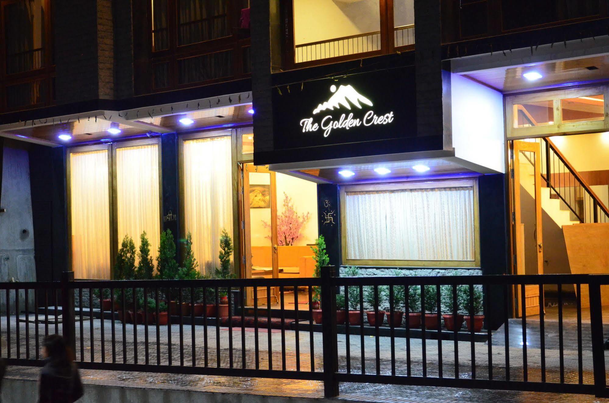 The Golden Crest Hotel Gangtok Exterior photo